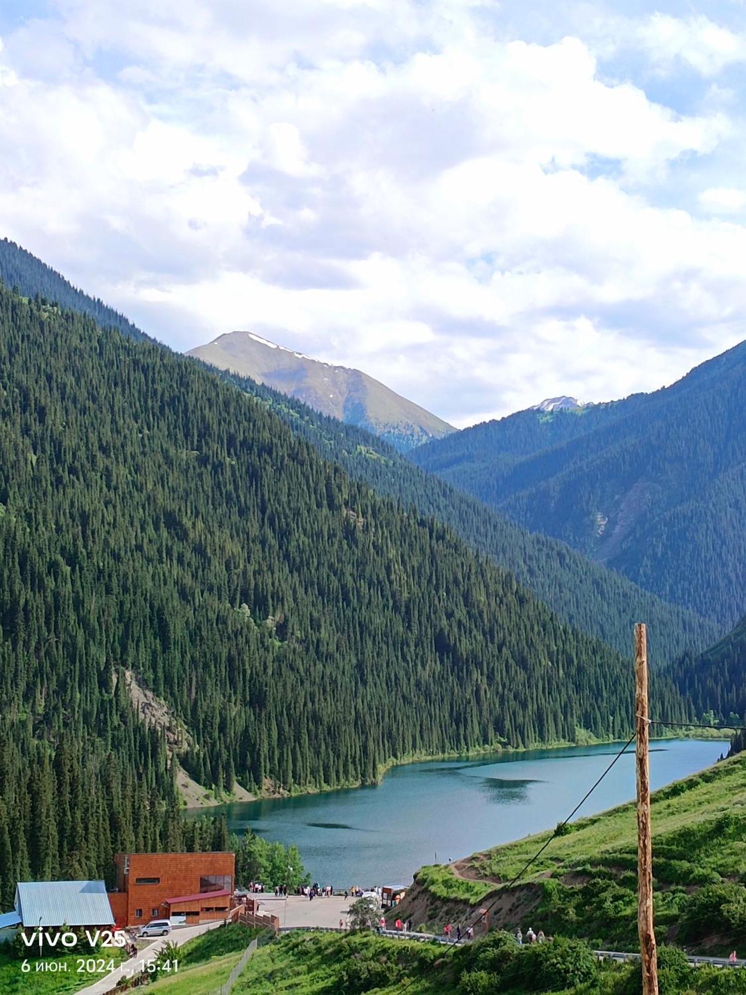 Кольсайские Озера, Юрта Гостиницы Айару Kurmenty Экстерьер фото